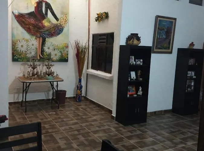 Guest house Roomie House
